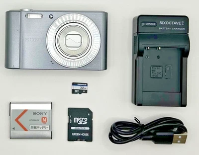 Sony Cyber-shot DSC-W810 Silver Digital Camera 20.1MP Tested LCD Issue Japan - Immagine 1 di 4