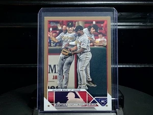 Aggiornamento Topps 2023 Veteran Combos Gold #/2023 Andrew McCutchen Connor Joe #US69 - Foto 1 di 2