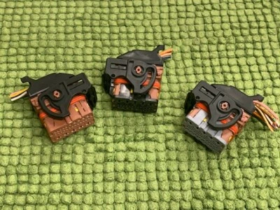 CONNECTEUR BSM PRISE FICHE POUR BOITE FUSIBLES BSM POUR PEUGEOT CITROEN - Image 1 of 4