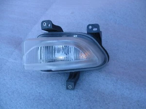 2015 2016 2017 2018 Jeep Renegade Sport Left Front Park Turn Signal Light OEM - Picture 1 of 6