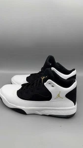Größe 10,5 - Jordan Max Aura 2 White Black Gold - Bild 1 von 9