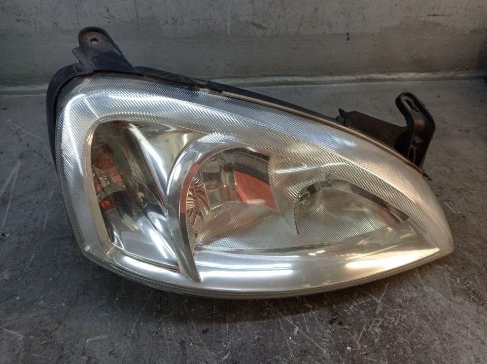 Faro derecho OPEL COMBO C TOUR 1.4 93185147 Foto 1 de 4