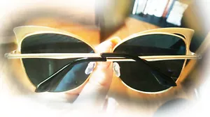 Vintage Damen Sonnenbrille Female Cat Eyewear Gold Glänzend Metall High End Qualität! - Bild 1 von 4