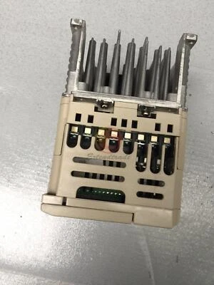 ONE USED Yaskawa CIMR-VB4A0009BBA frequency converter - Image 1 of 3