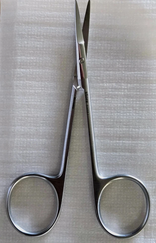 Tijeras para ojos STORZ puntas romas curvas - E3418 I Foto 1 de 4