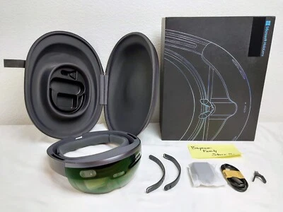 Microsoft HoloLens Developer Edition 1st Generation & Case - Excellent Condition - Image 1 of 4