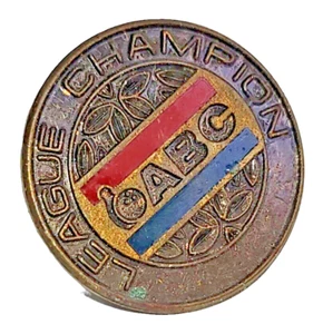 Prendedor de solapa de bolos vintage campeón de la Liga ABC hecho en EE. UU. - Imagen 1 de 5