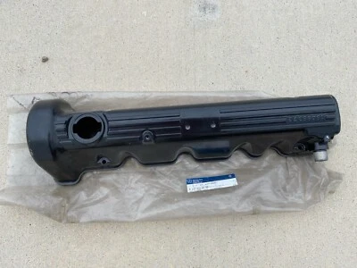 1170100930 Valve Cover NOS M116 M117 420SL 500SL 560SL 560SEC 560SEL - Image 1 of 4