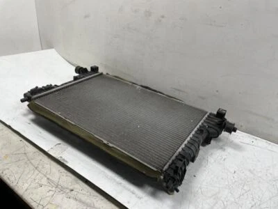 FORD FIVE HUNDRED 2005 2007 SEL RADIATOR FACTORY - Image 1 of 4