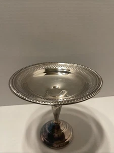 F.B Rogers versilbertes Kompott 7,5" hoch MIT GITTER UM Top - Kompott - Bild 1 von 6