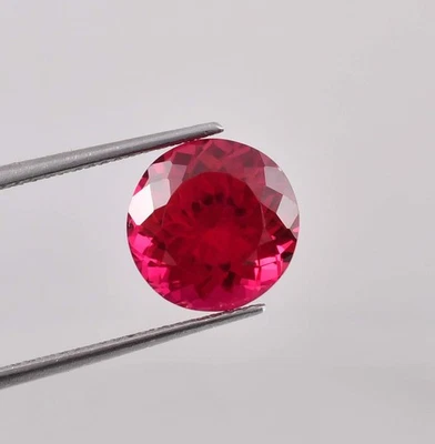 AAA+ Flawless 12 x 12 mm Natural Blood Red Ruby Loose Gemstone (GIT Certified) - Image 1 of 4