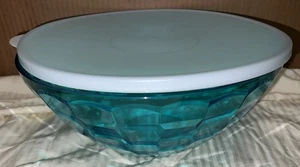 TUPPERWARE *NEW*  ICE PRISM AQUA BOWL Serve Mix Store 14 3/4  Cups 3.5L - Picture 1 of 13