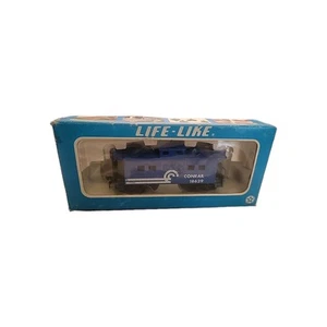 Life-Like HO Scale Caboose Conrail CR 22136 Blue W/box - Picture 1 of 4