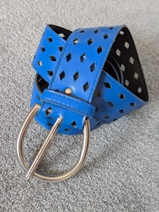 Blue Faux Leather Belt M Womens Laser Cut Wide Waist Large Buckle Patient Glossy - Picture 1 of 8