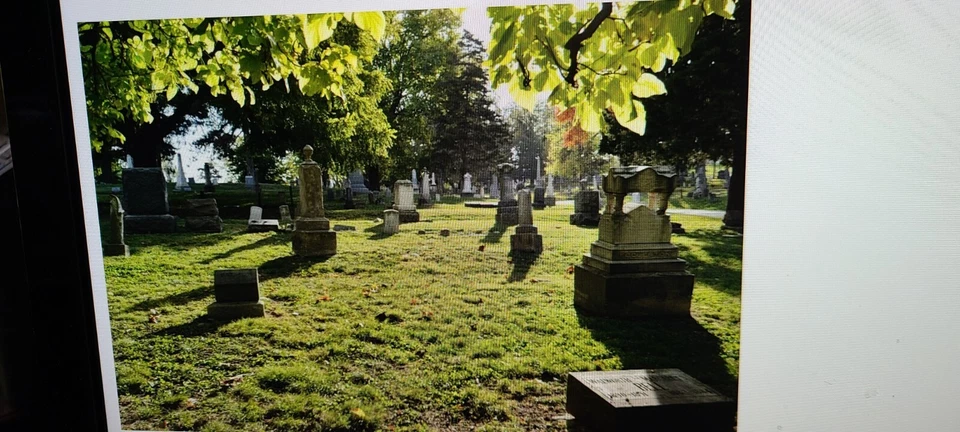 2 Side by Side Cemetery Plots Hillcrest Cemetery Centralia, Il Section 5  - Image 1 of 1