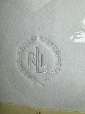 Lauren Ralph Lauren LRL Cresta Polar Manta Logo Blanco 90”x90” Nuevo Foto 1 de 4