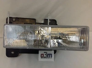 Chevrolet Silverado C/K Suburban GMC Sierra RH FRONT HEADLIGHT ASSEMBLY new OEM - Picture 1 of 6