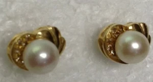 Par de pendientes de oro amarillo macizo 750 de 18k, diamantes y perlas de calidad - Imagen 1 de 12