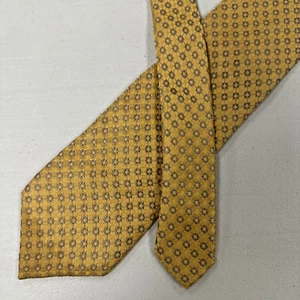 Canali Men’s Tie Yellow Geometric Pattern 100% Silk Jacquard Neck Tie Italy - Picture 1 of 9