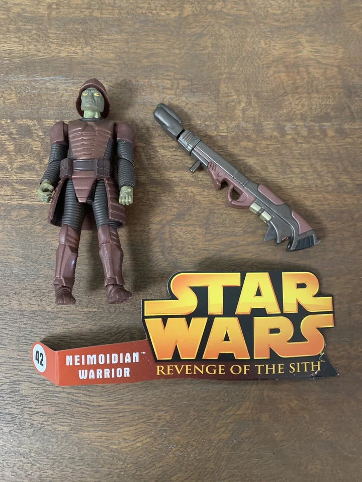 STAR WARS VENGANZA DEL GUERRERO NEIMOIDIANO SITH ARMA COMPLETA SUELTA FUNCIONA Foto 1 de 1