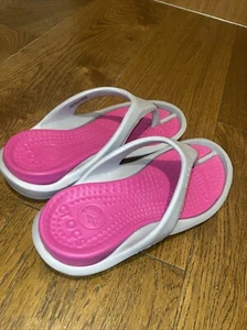 Crocs Ladies Flip Flops W6 VGC M4 Sandals Clogs Holiday Beach Summer Comfort - Picture 1 of 11