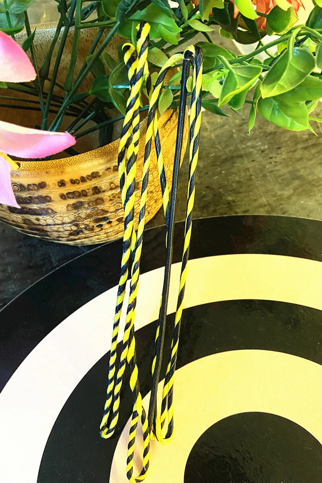 Archery Actual 54in Flemish Twist Yellow Strings for Recurve Bow Shooting - Image 1 of 4