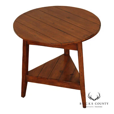 Mesa de pub de pino estilo inglés Drexel Heritage Foto 1 de 4