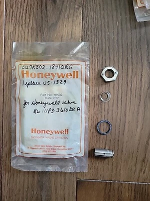 HONEYWELL 7K502 VALVE KIT SKINNER VALVE NEW IN PACKAGE - Image 1 of 4