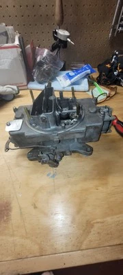 C4AF-DJ Thunderbird Autoline 390 carb 4 barriles Foto 1 de 4