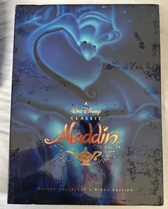NEW & SEALED - Disney's ALADDIN Deluxe Collector's VHS Edition - Foto 1 di 3