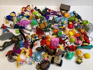 Lot Of 80 Small Plastic Variety Mixed Toys Cars Animals Characters Keychains - Picture 1 of 5