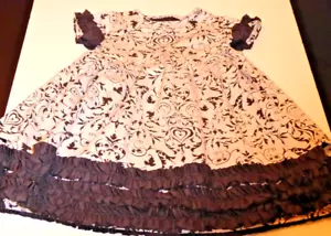 Persnickety Kleinkind Mädchen elfenbeinfarben & schwarz Rüschenkleid Größe 2 - Bild 1 von 10