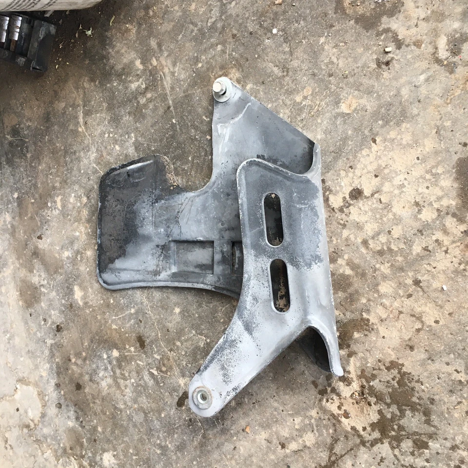 79 80 Honda XL500S XL 500 S protetor de corrente braço oscilante plástico XR XR500 - Imagem 1 de 4