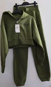 NUEVO CON ETIQUETAS MERCIER MAISON JOGGING CHÁNDAL PANTALONES Y CHAQUETA CORTA TALLA XS 8 10 CAQUI  - Imagen 1 de 7