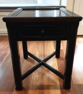 Timber side table with draw - Dark Brown in excellent condition - Picture 1 of 14