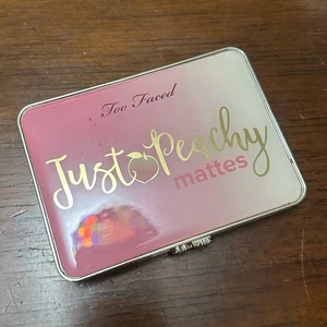 Too Faced JUST PEACHY Mattes Eye Shadow Palette VHTF - Picture 1 of 3