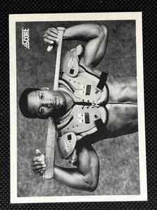 1990 Score Baseball Card #697 Bo Jackson Football/Baseball Pose Free Shipping - Picture 1 of 2