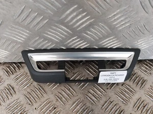 Cache Contour Commande Frein à Main Electrique - CITROËN C4 PICASSO II (2) (B78) - Imagen 1 de 5