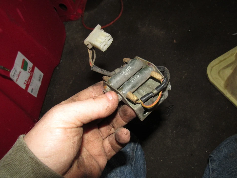 Yamaha TX750 1974 resistencia eléctrica Foto 1 de 1