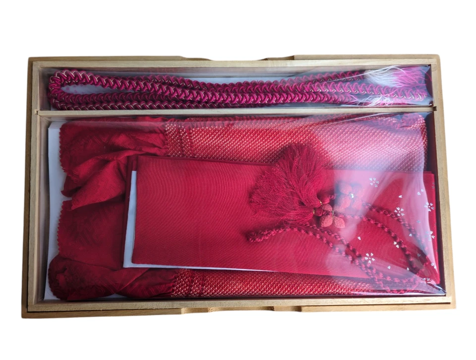 Japón Kimono Obi Cinturón Conjunto de Accesorios Cordón Rojo y Bufanda Obiage Obijime Usado Foto 1 de 4