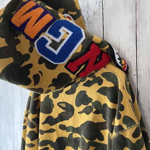 A BATHING APE (BAPE) Felpa con cappuccio A BATHING APE mimetica squalo multicolore uomo XXL 3L taglia usata
