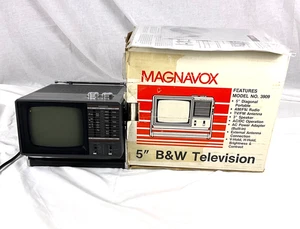 RADIO TV MAGNAVOX 1985 5” NEGRO/BLANCO MODELO NO. 3909 PROBADO - FUNCIONA - Imagen 1 de 7