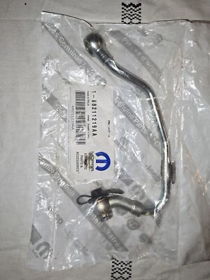 Tubo de alimentación de aceite OEM MOPAR para Jeep Grand Cherokee 2014-2015 pieza # 68211219AA Foto 1 de 4