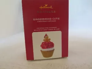 Hallmark 2020 Gingerbread Cutie adorno de cupcakes de Navidad - nuevo en caja - Imagen 1 de 4