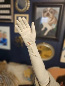 Vintage Mid Century Ladies Elbow Length Opera Formal Gloves White Size 7 - Picture 1 of 5