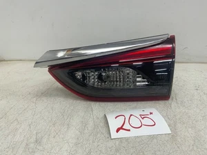 Luz trasera interior del lado derecho del pasajero Mazda 6 2014 2015 2016 OEM 14 15 16 - Imagen 1 de 9