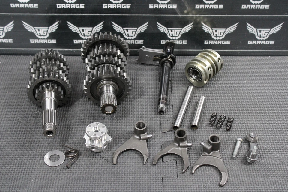 2016 KTM 13-16 250 XCW 6 SPEED OEM ENGINE TRANSMISSION TRANS GEARBOX FORKS SHAFT - Image 1 of 4