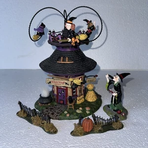 Coffret Cadeau Halloween Département 56 Voie Sorcière Vol Ecole Village Neige 2003 Fonctionne - Photo 1/24