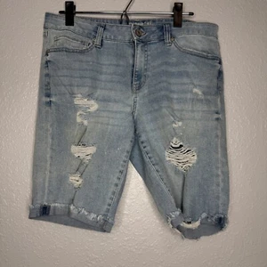 Pre- owned Women's Rewash distress jean shorts size 11/30 good condition - Picture 1 of 7