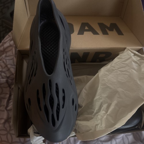 Adidas Yeezy Foam RNR Onice